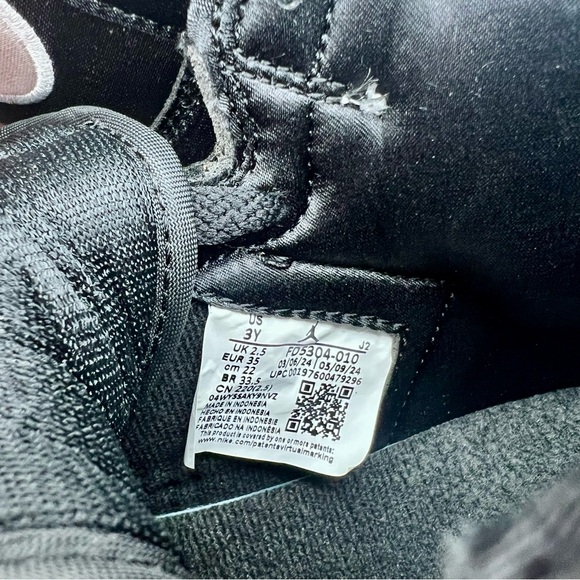 NEW Nike Youth Size 3Y Air Jordan 1 Retro High OG (PS) Black Grey White - Picture 8 of 8